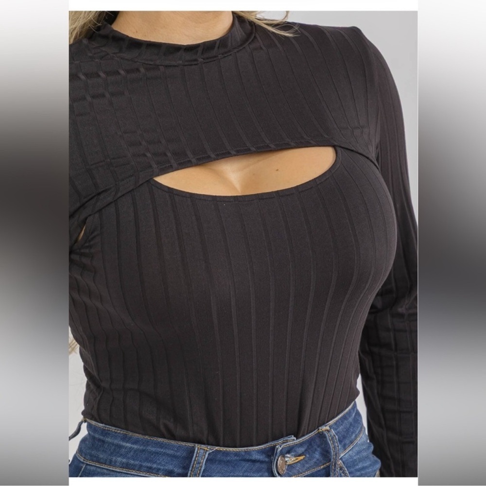 Black PLUS SIZE LONG SLEEVE BOLERO & SLEEVELESS RIBBED BODYSUIT - Picture 3 of 4